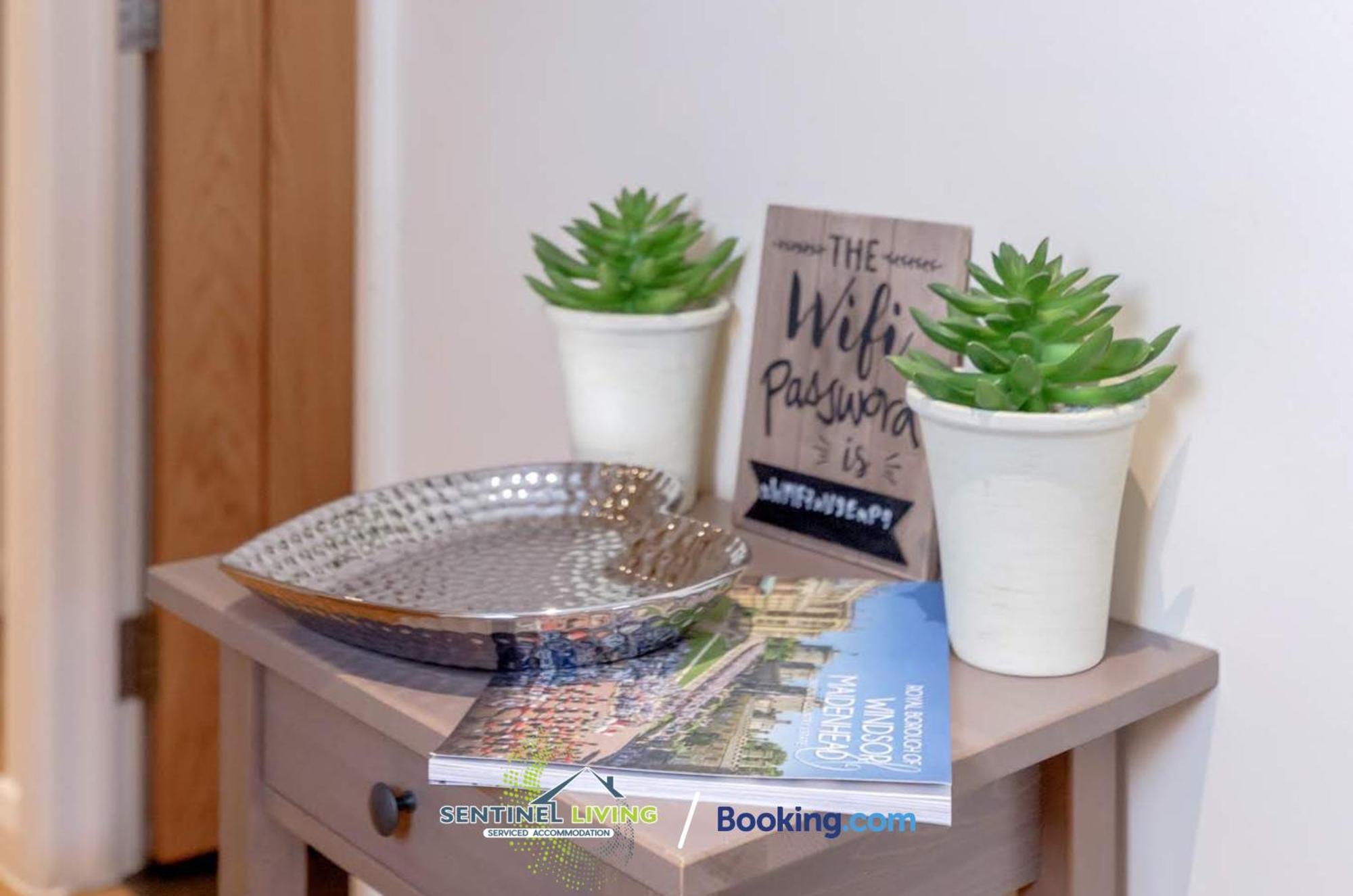 Windsor Flat 2 Bed By Sentinel Living With Free Wifi And Parking Lägenhet Exteriör bild